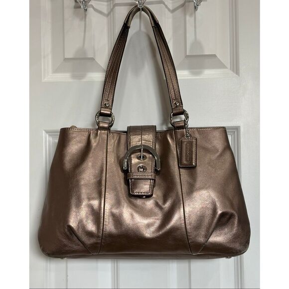 COACH - Lg. Soho East/West Tote Shoulder Bag in Metallic Bronze Leather. F18751 - Picture 1 of 13